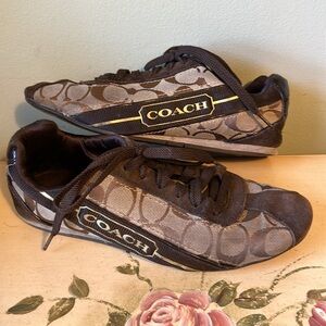 Vintage Coach Brown & Tan Canvas Suede Hillary Signature C Logo Sneakers